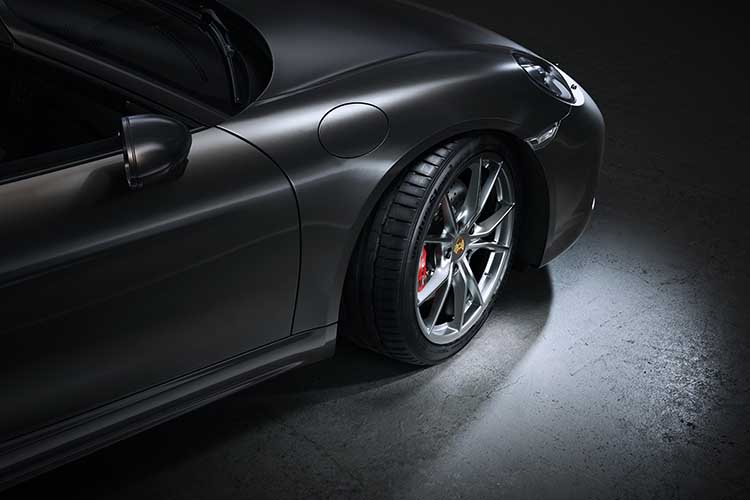 Hankook будет оснащать шинами Porsche Cayman и Boxster